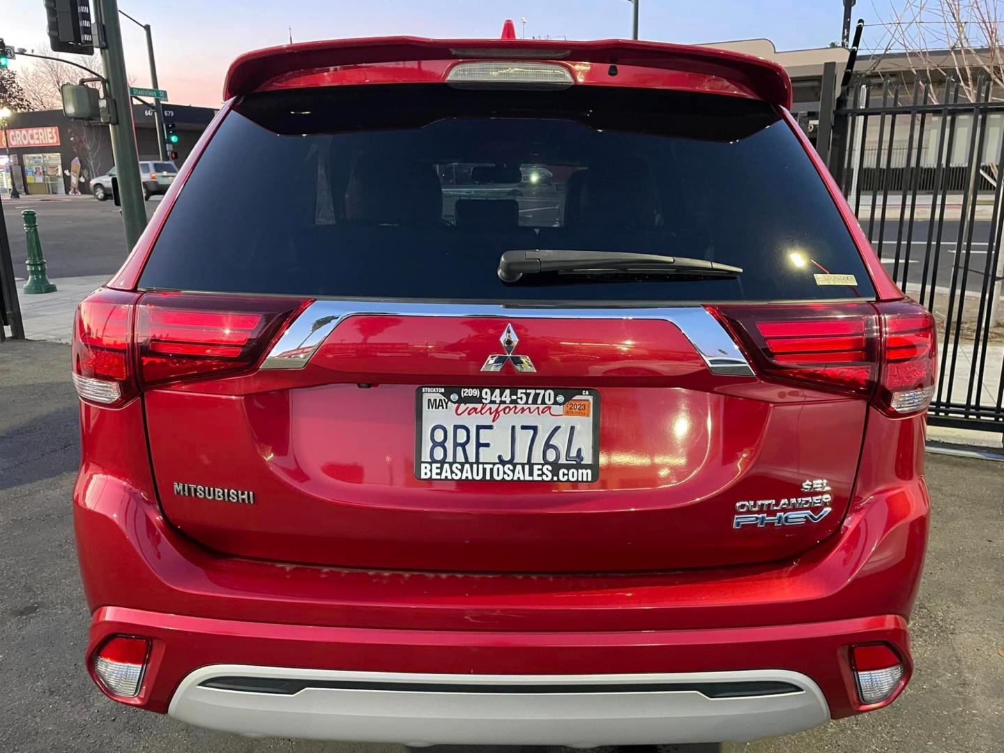 2019 RED /BLACK Mitsubishi Outlander PHEV (JA4J24A55KZ) , located at 744 E Miner Ave, Stockton, CA, 95202, (209) 944-5770, 37.956863, -121.282082 - PLUS TAXES AND FEES - Photo#13